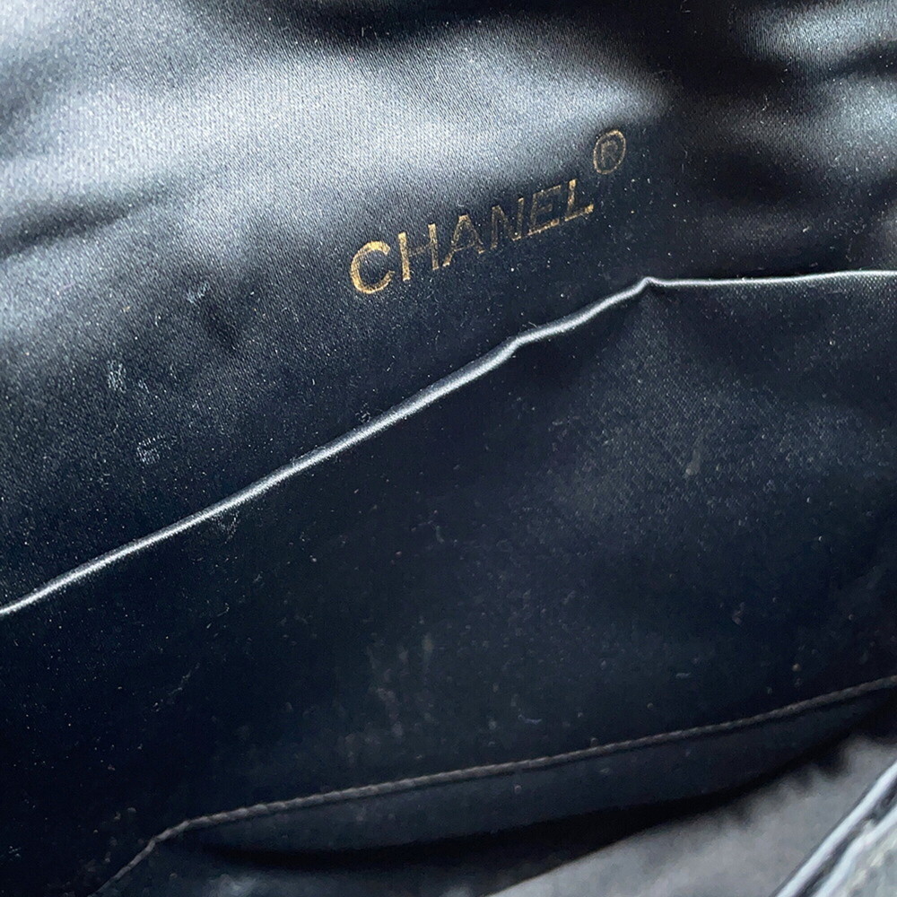 CHANEL Black Logo Shoulder Bag - Picture 9 of 15